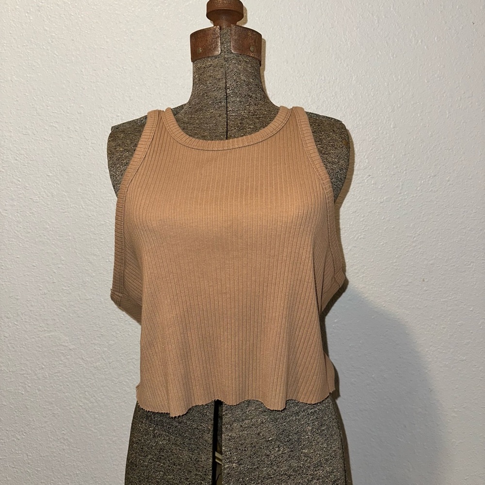 Good American Ribbed Cropped Tank – Size 4 (2X/18–20)